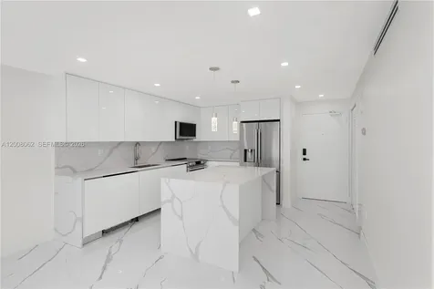 345 Ocean Drive Miami Beach FL 33139
