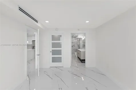 345 Ocean Drive Miami Beach FL 33139