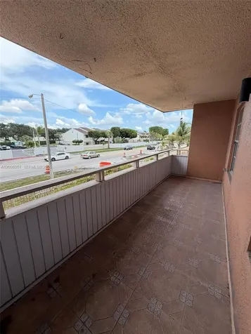 17650 NW 68th Avenue Hialeah FL 33015