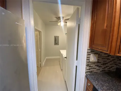 2960 NW 68th Way Sunrise FL 33313