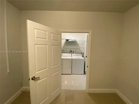 2960 NW 68th Way Sunrise FL 33313