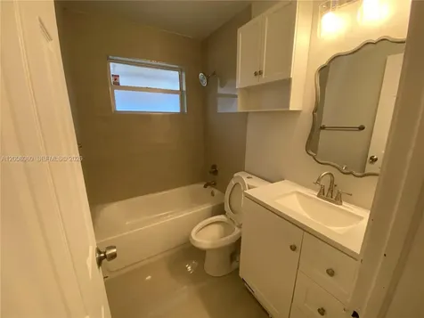 2960 NW 68th Way Sunrise FL 33313