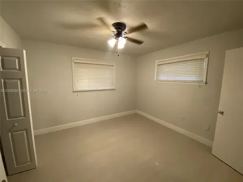 2960 NW 68th Way Sunrise FL 33313