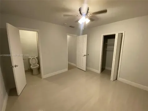 2960 NW 68th Way Sunrise FL 33313