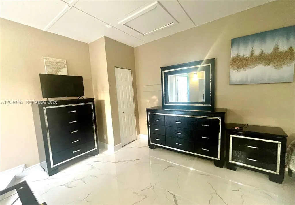 1537 NE 30th Court Pompano Beach FL 33064