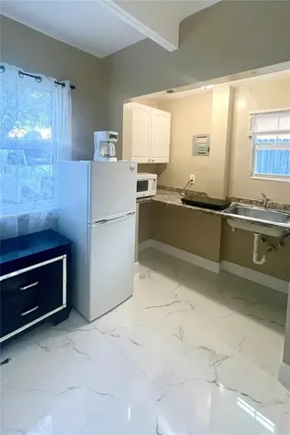 1537 NE 30th Court Pompano Beach FL 33064