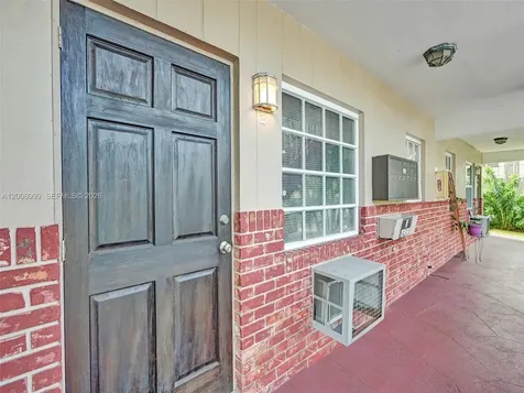 1211 NE 23rd Avenue Pompano Beach FL 33062