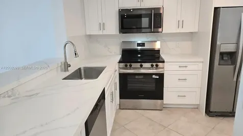 110 S Shore Drive Miami Beach FL 33141