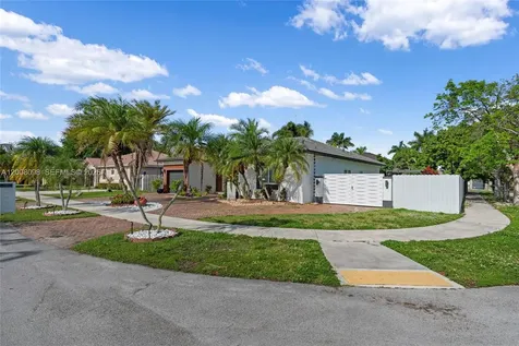 711 SE 14th Avenue Homestead FL 33033