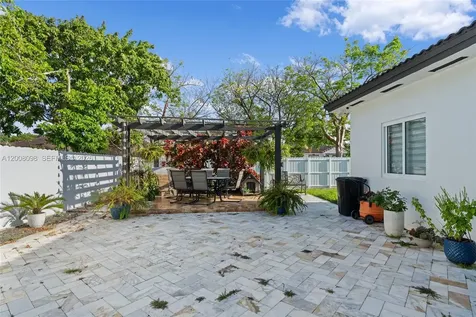 711 SE 14th Avenue Homestead FL 33033