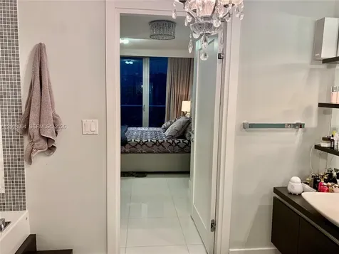 200 Biscayne Boulevard Way Miami FL 33131