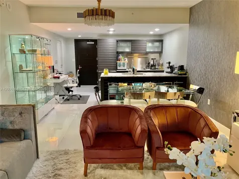 200 Biscayne Boulevard Way Miami FL 33131