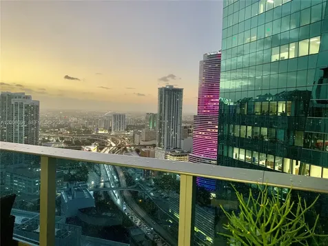 200 Biscayne Boulevard Way Miami FL 33131