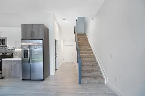 4416 NW 9th Street Plantation FL 33317
