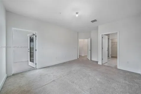 4416 NW 9th Street Plantation FL 33317