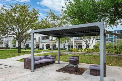 4416 NW 9th Street Plantation FL 33317