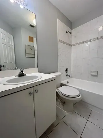 2210 SE 25 Avenue Homestead FL 33035