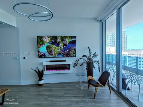 200 Biscayne Boulevard Way Miami FL 33131