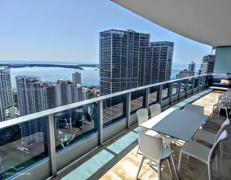 200 Biscayne Boulevard Way Miami FL 33131