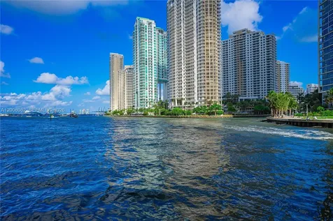 200 Biscayne Boulevard Way Miami FL 33131