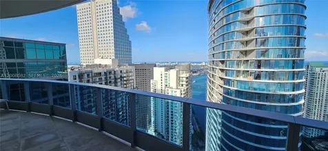 200 Biscayne Boulevard Way Miami FL 33131