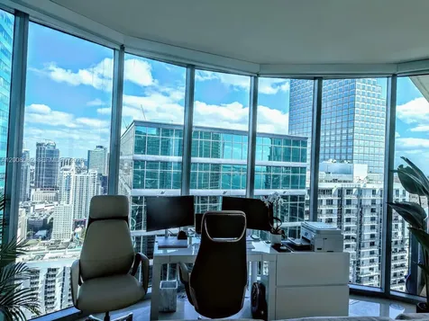 200 Biscayne Boulevard Way Miami FL 33131