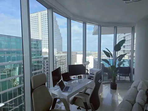 200 Biscayne Boulevard Way Miami FL 33131