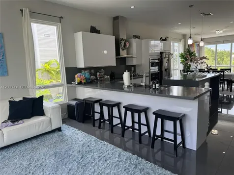 10331 NW 64th Lane Doral FL 33178