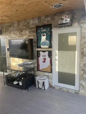 10331 NW 64th Lane Doral FL 33178