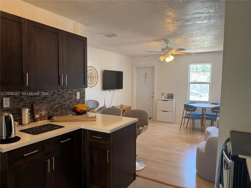 2323 Cleveland Street Hollywood FL 33020