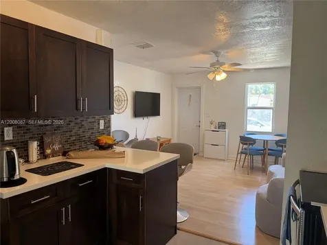 2323 Cleveland Street Hollywood FL 33020