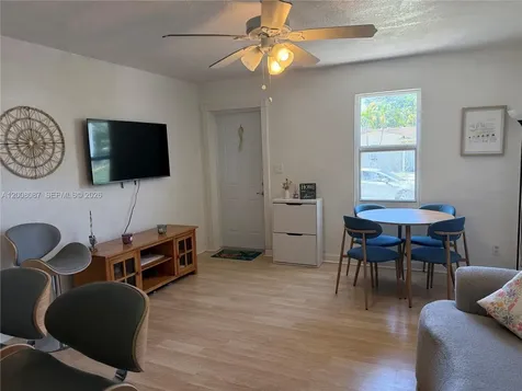2323 Cleveland Street Hollywood FL 33020