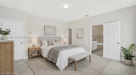 2850 NW 5th Street Miami FL 33125