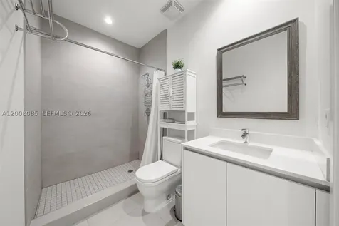 545 SW 11th Street Miami FL 33129