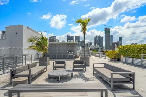545 SW 11th Street Miami FL 33129