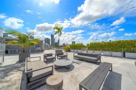 545 SW 11th Street Miami FL 33129