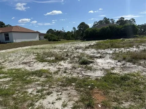 733 S Anaconda Avenue Lehigh Acres FL 33974