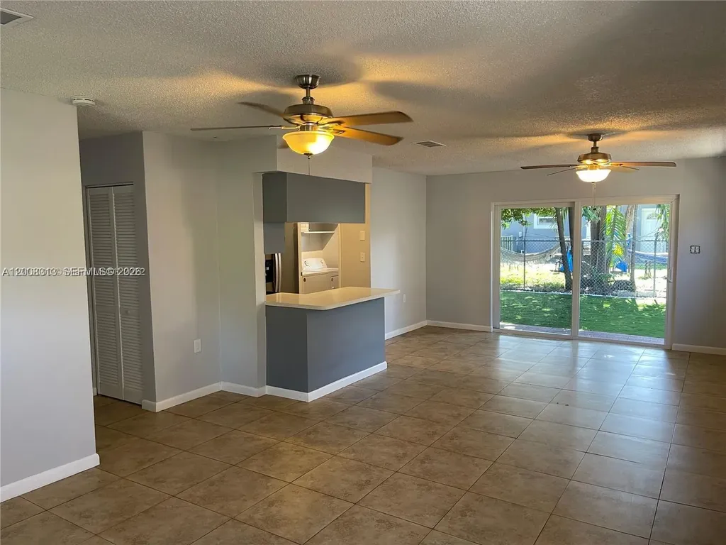 1074 NW 27th Street Miami FL 33127