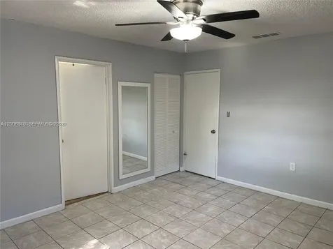 1074 NW 27th Street Miami FL 33127