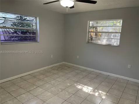 1074 NW 27th Street Miami FL 33127