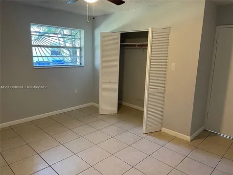 1074 NW 27th Street Miami FL 33127