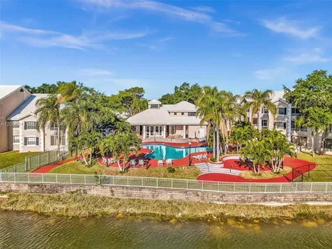 2811 N Oakland Forest Drive Oakland Park FL 33309