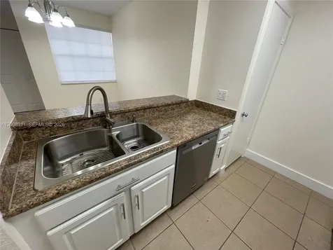 2811 N Oakland Forest Drive Oakland Park FL 33309