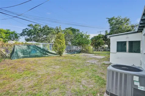 2100 Service Road Opa-Locka FL 33054
