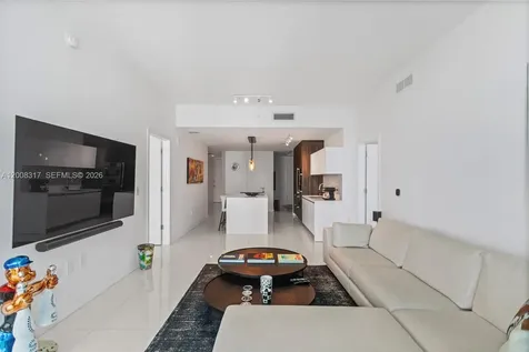 851 NE 1st Avenue Miami FL 33132