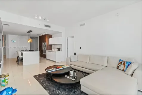 851 NE 1st Avenue Miami FL 33132