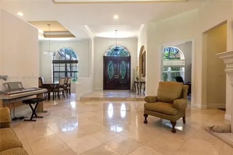 12743 N Winners Circle Davie FL 33330