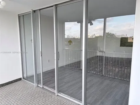 1780 NE 191st Street Miami FL 33179