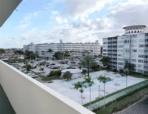 1780 NE 191st Street Miami FL 33179