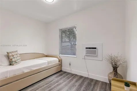 327 NE 55th Street Miami FL 33137